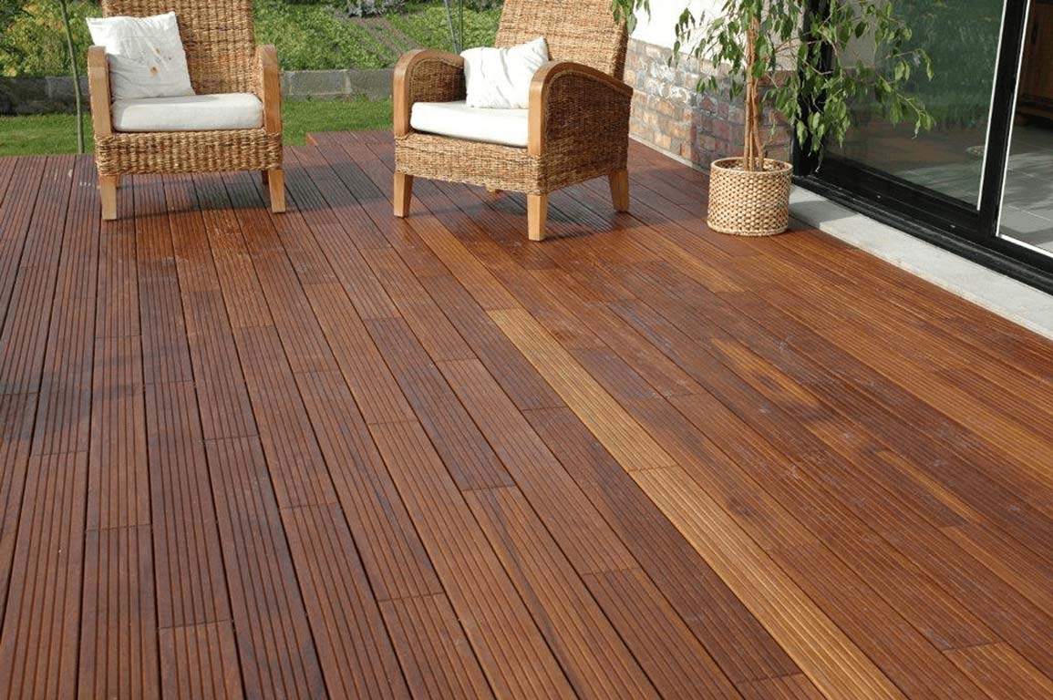 réalisation d'une terrasse en bois exterieur par bg menuiserie